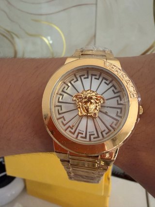Reloj Versace Medusa Dorado