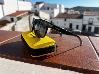 Gafas de sol Polaroid unisex negras