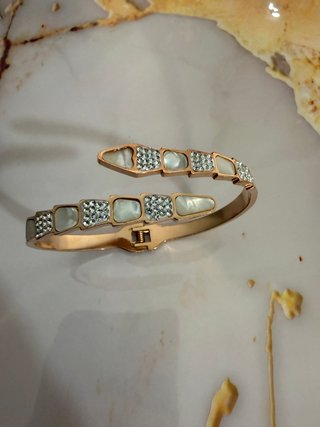 Pulsera BÚLGARA ROSADA