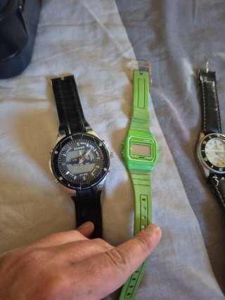 Lote de 9 relojes sin marca