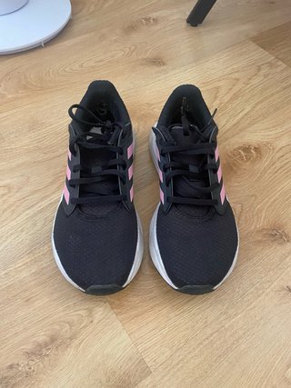 Deportivas Nike Negras y Rosas