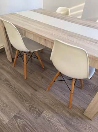 Mesa comedor + 4 sillas