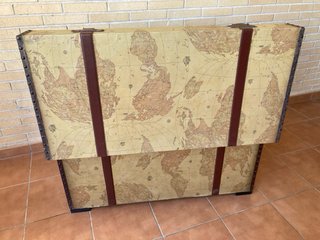 Baúl de madera 100x54x49cm