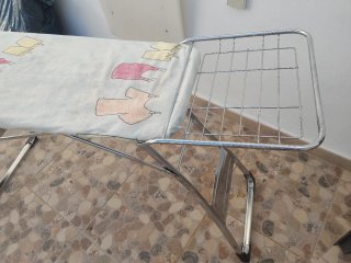 Tabla de planchar con funda estampada