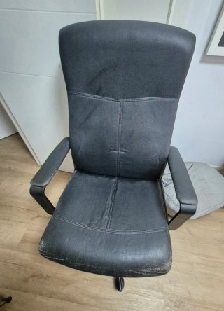 Silla escritorio Ikea Millberget Negra