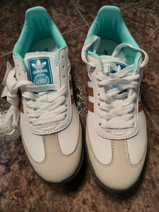 Adidas Samba Talla 39 Beige/Blanco. Nuevas