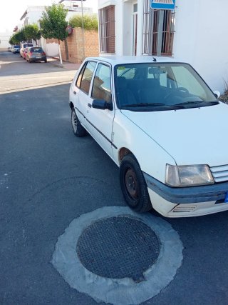 Peugeot 205 1996