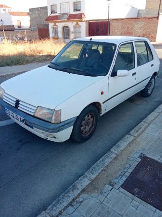 Peugeot 205 1996