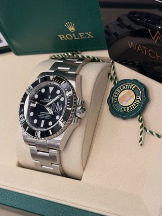FRESH Rolex Submariner Date 126610LN 2026 No usado