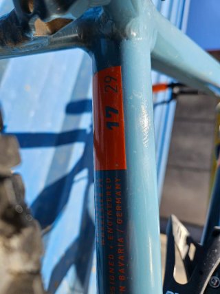 Bicicleta Cube Acid 29 Azul/Naranja