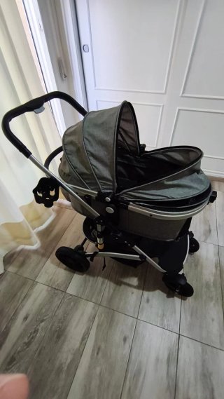 Carrito para mascotas sin usar