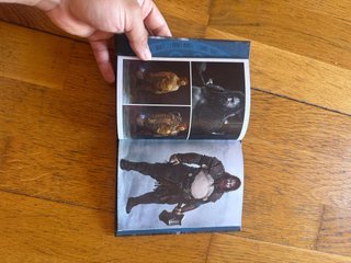 Pack God of War Ragnarok PS4 + Artbook