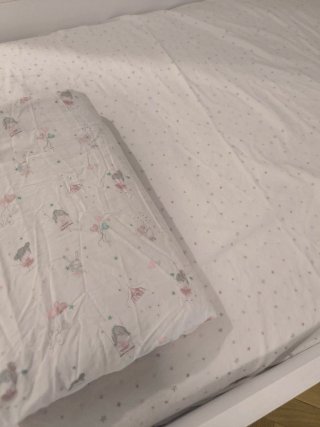 Cama Montessori Casita con Barrera