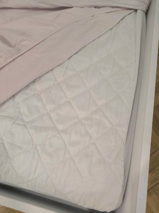 Cama Montessori Casita con Barrera
