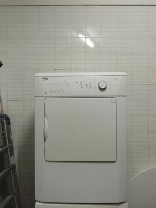 Secadora Beko con tubo de salida