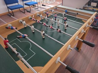 Futbolín de madera