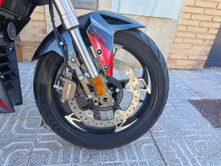 Zontes U125 Naked Negra y Roja
