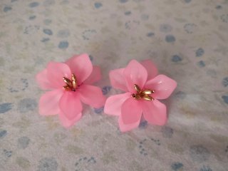 Pendientes flor rosa claro. Sin estrenar