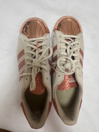 Adidas Superstar Piel Beige y Oro rosa