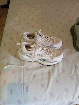 Zapatillas Fila blancas