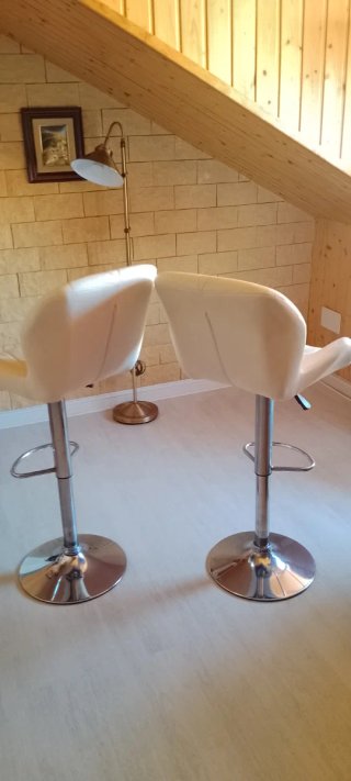 Taburetes de Cocina/Bar Plateados y Blancos