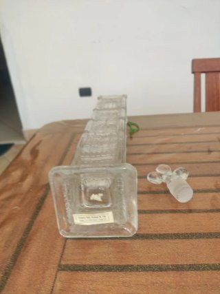 Bottiglia liquore vintage anni '50  tutta a rilevo