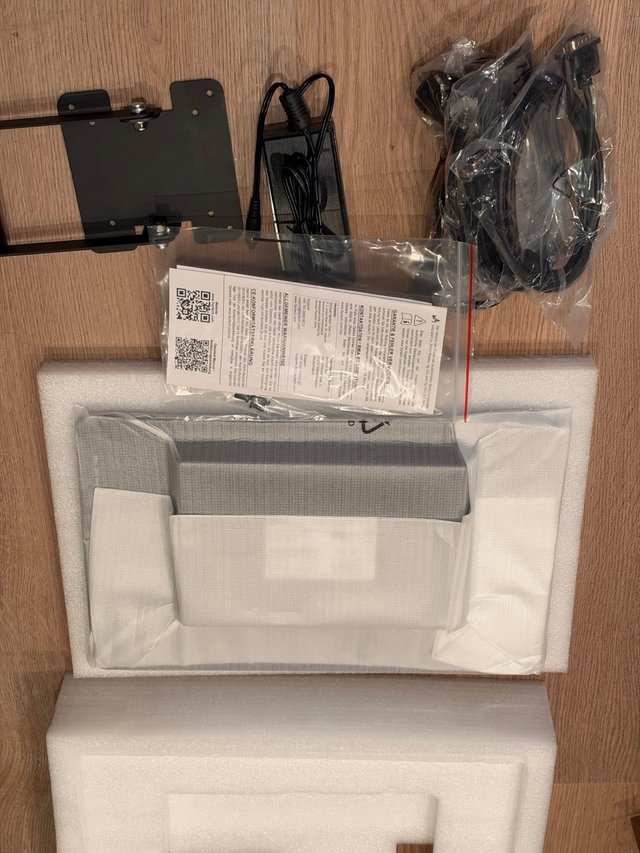 Monitor Faytech FT156TMBCAP Negro/Plata OPORTUNIDA