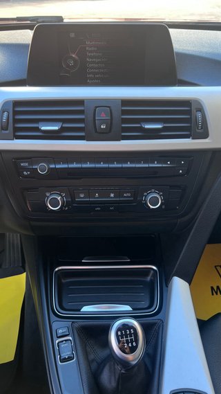 BMW Serie 3 316i Touring Etiqueta C