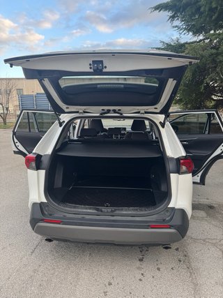 Toyota RAV4 2021