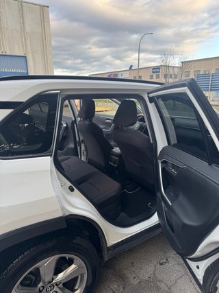 Toyota RAV4 2021