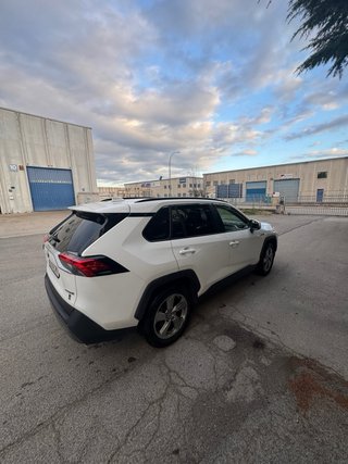 Toyota RAV4 2021