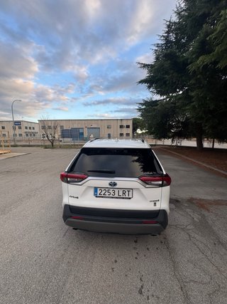 Toyota RAV4 2021