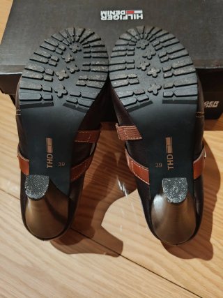 Zapatos tacón Tommy Hilfiger Marrón T-39