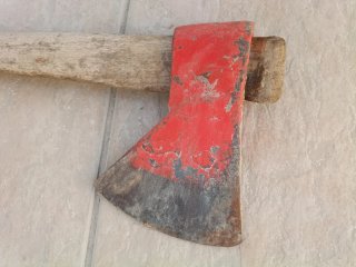 Hacha de leñador Grande.