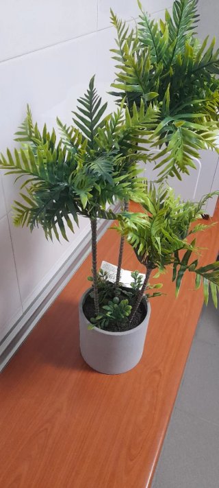Planta artificial palmera decorativa