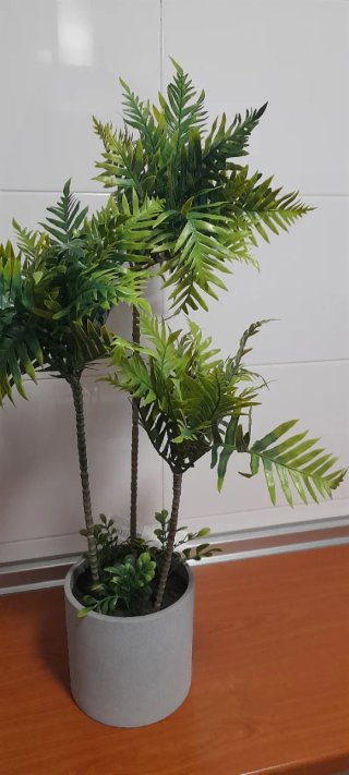 Planta artificial palmera decorativa