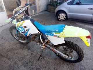 Moto Enduro Clásica Husqvarna WR 125
