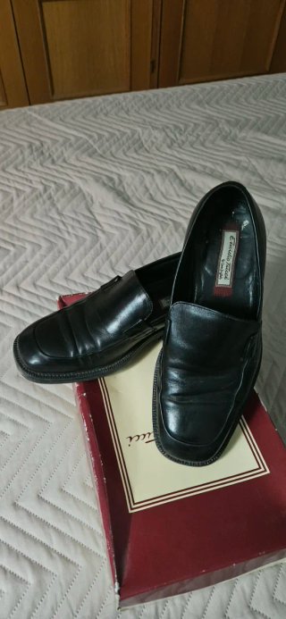 Zapatos de vestir Emilio Tucci caballero talla 39