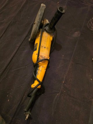 Rebarbadora DeWalt D28401