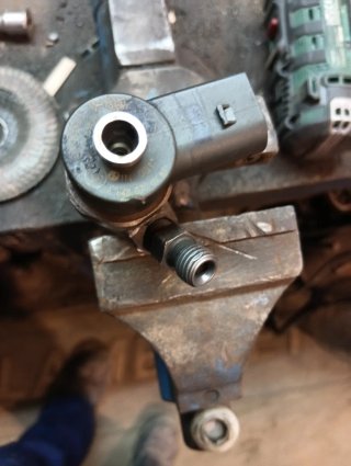 3 12Inyector Mercedes CDI para reparar