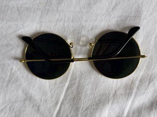 Pack Gafas de Sol, varias marcas algunas buenas.