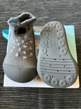 Zapatillas Attipas grises T21.5