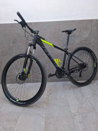 Bicicleta de Montaña Cube