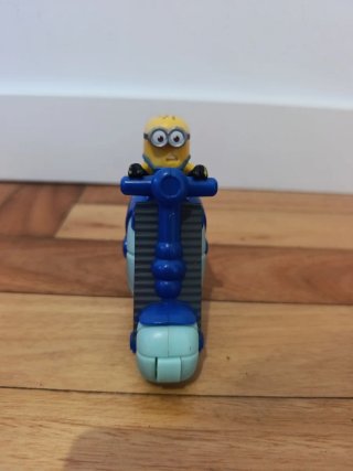 Juguete Minion en Moto Azul