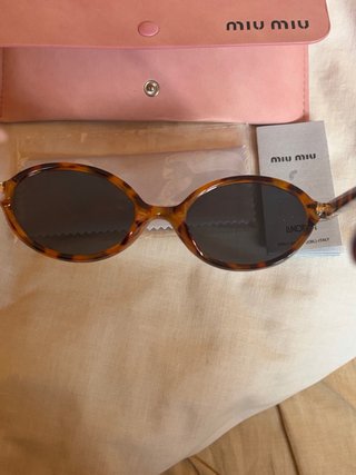 Gafas de sol Miu Miu Tortoise