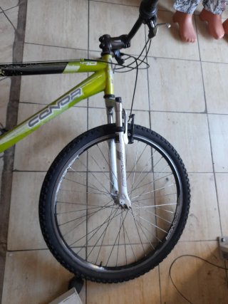 Bicicleta Montaña Verde y Negra