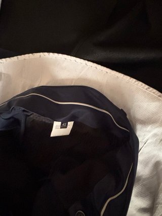 Traje de hombre azul y blanco