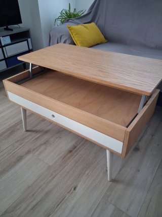 Mesa de centro elevable de madera