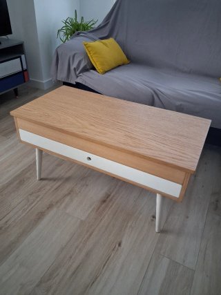 Mesa de centro elevable de madera