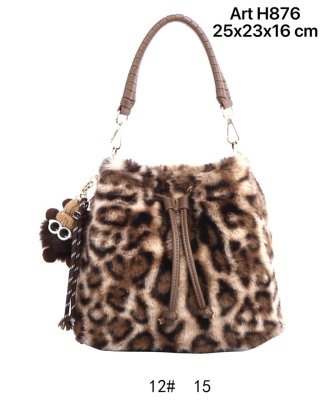 Borsa pelo leopardata con charm